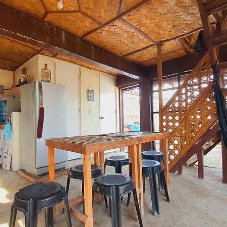 Calatagan'S Bahay Kubo - With Beach Access Exterior photo