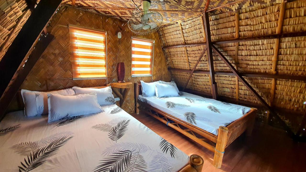 Calatagan'S Bahay Kubo - With Beach Access Exterior photo